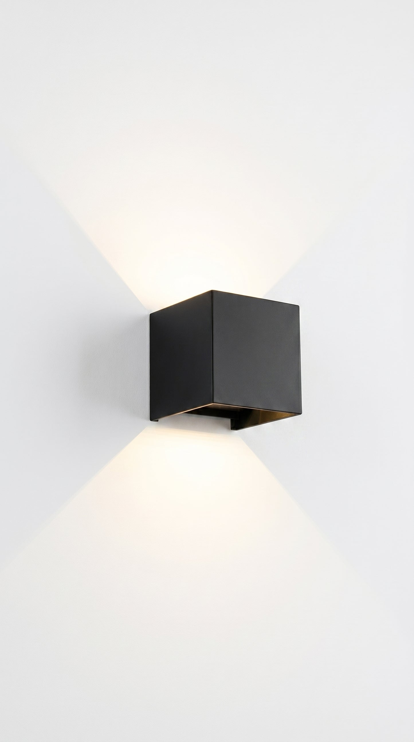Aura-Beam – Modern Architectural Cube Light