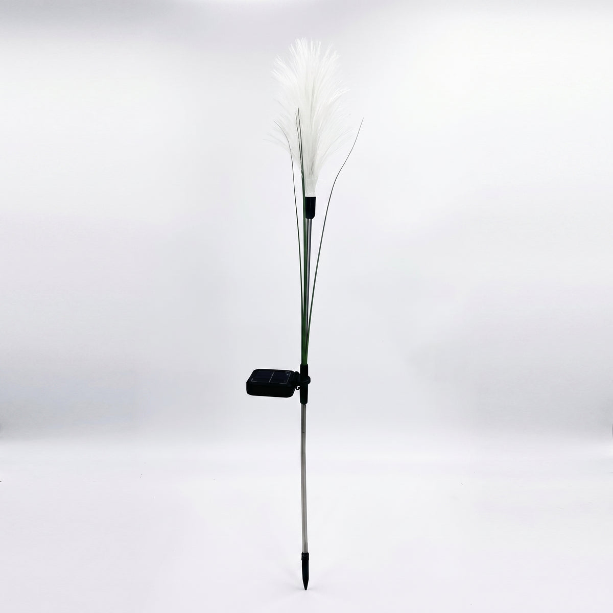 Reed-Aura – Architectural Fiber Optic Landscape Sculpture